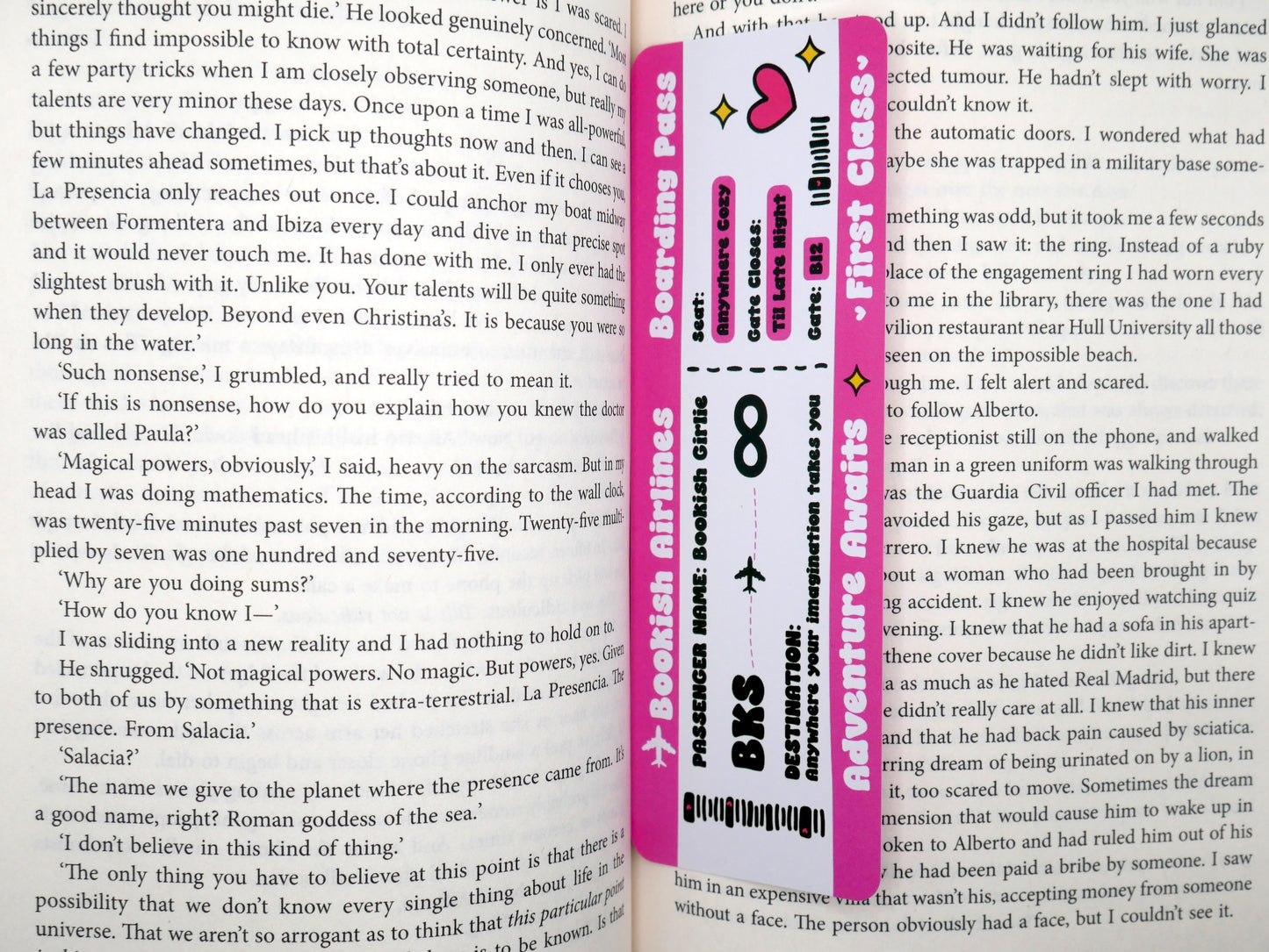 These bright, pop-inspired bookmarks celebrate your love of reading with every turn of the page. Receive a random 3-pack of our colorful paper bookmarks