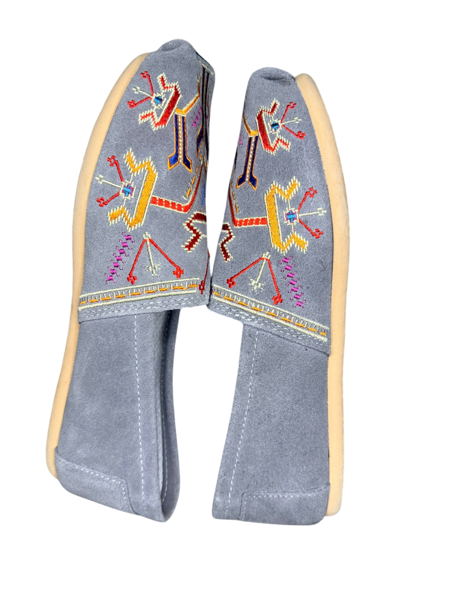 New without Box Tom's Embroidered Grey Moccasin Shoes women's size 8.5