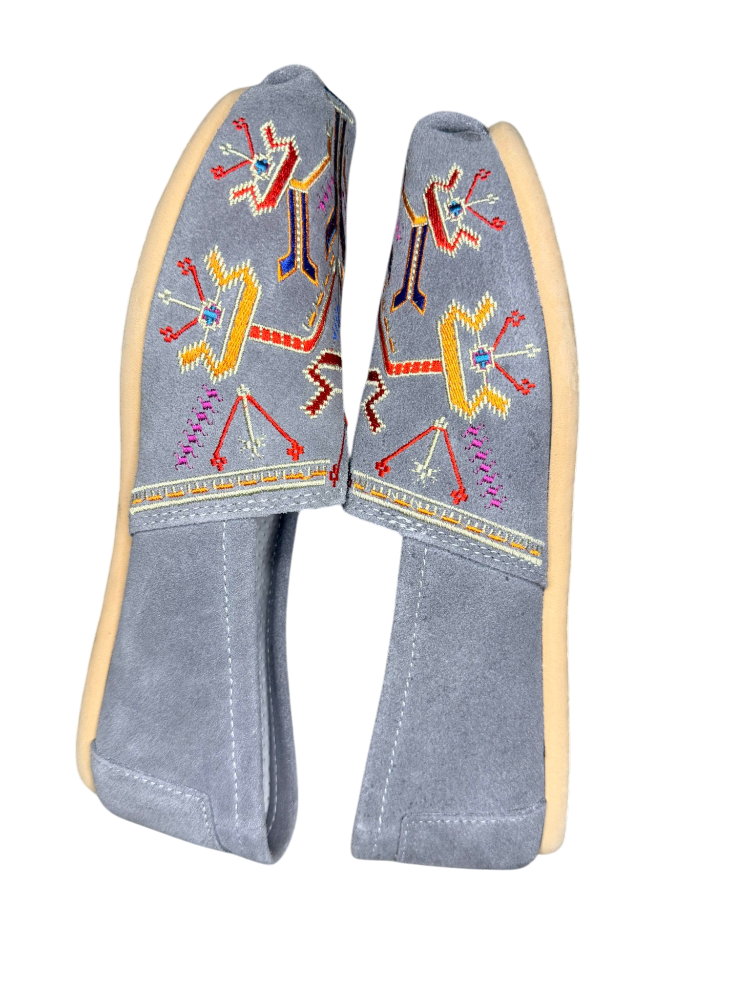 New without Box Tom's Embroidered Grey Moccasin Shoes women's size 8.5