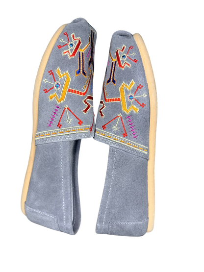 New without Box Tom's Embroidered Grey Moccasin Shoes women's size 8.5