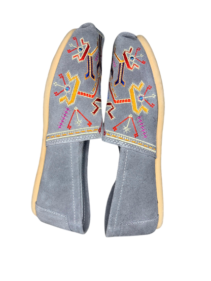 New without Box Tom's Embroidered Grey Moccasin Shoes women's size 8.5