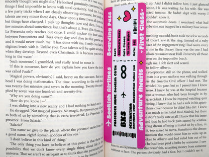These bright, pop-inspired bookmarks celebrate your love of reading with every turn of the page. Receive a random 3-pack of our colorful paper bookmarks