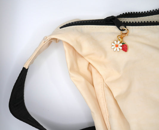 Strawberry & Daisy Bag Charm & Keychain